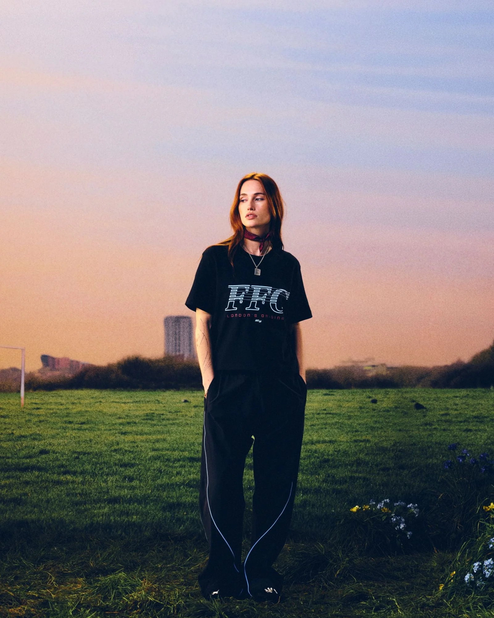 Fulham 00s Type Tee - Image 2