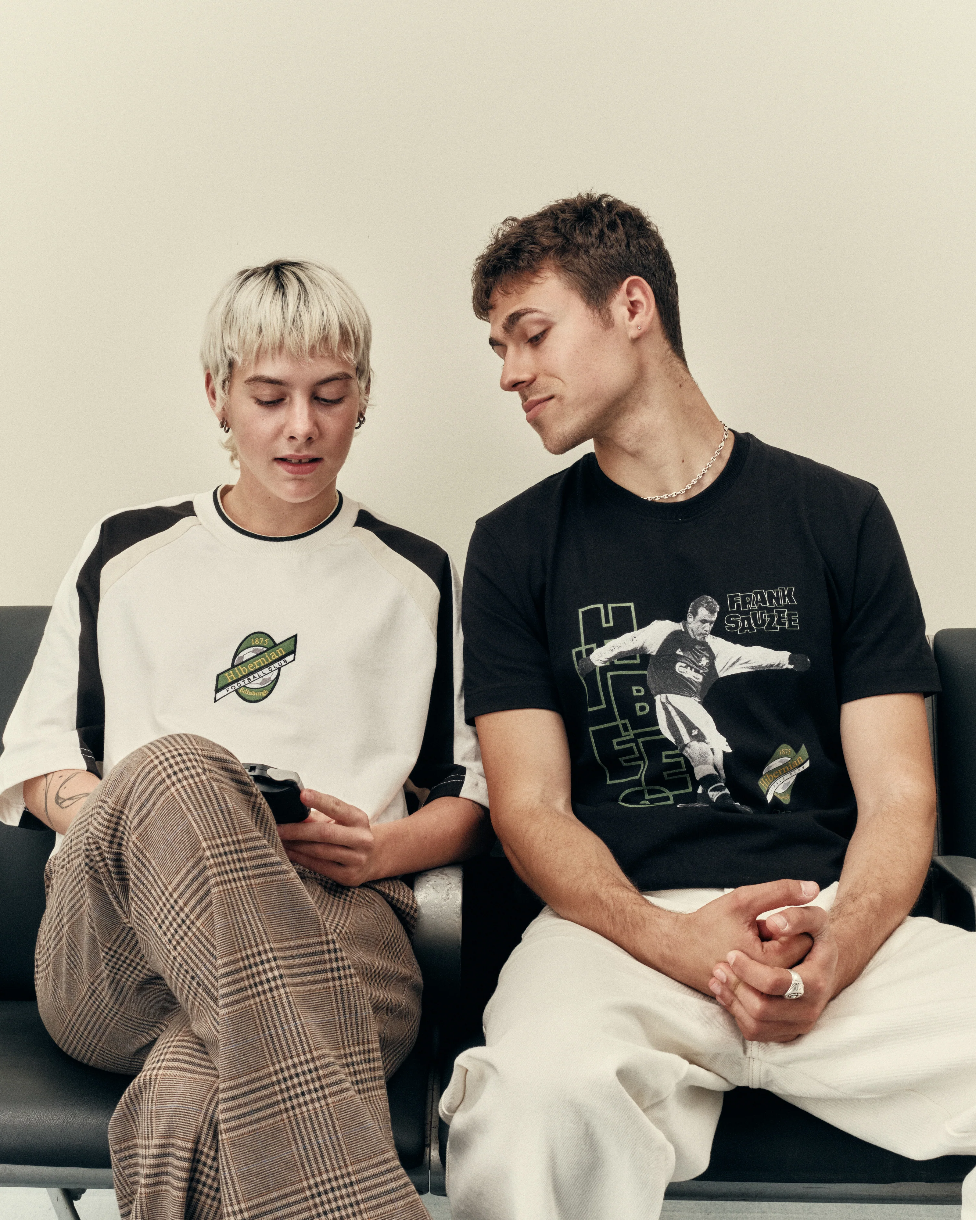 Hibs 90s Oversized Panelled Tee - Image 4