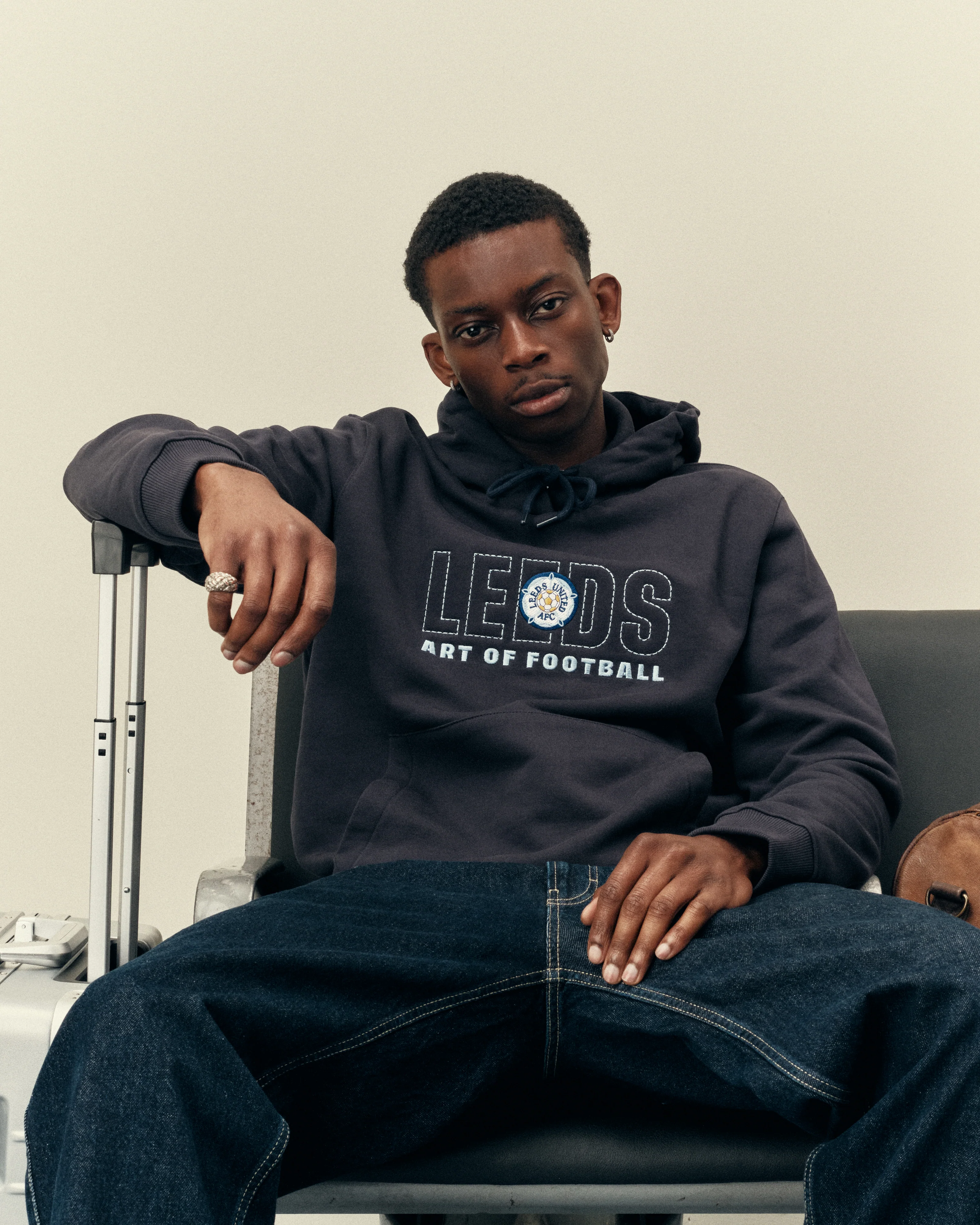 Leeds 90s Navy Hoodie - Image 2