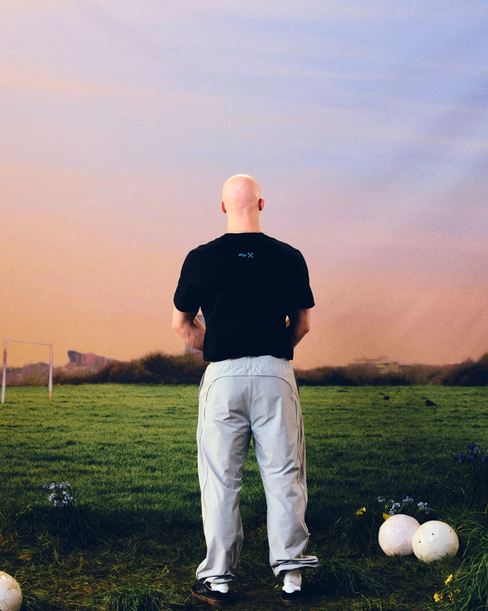 West Ham Chrome Irons Tee - Image 4