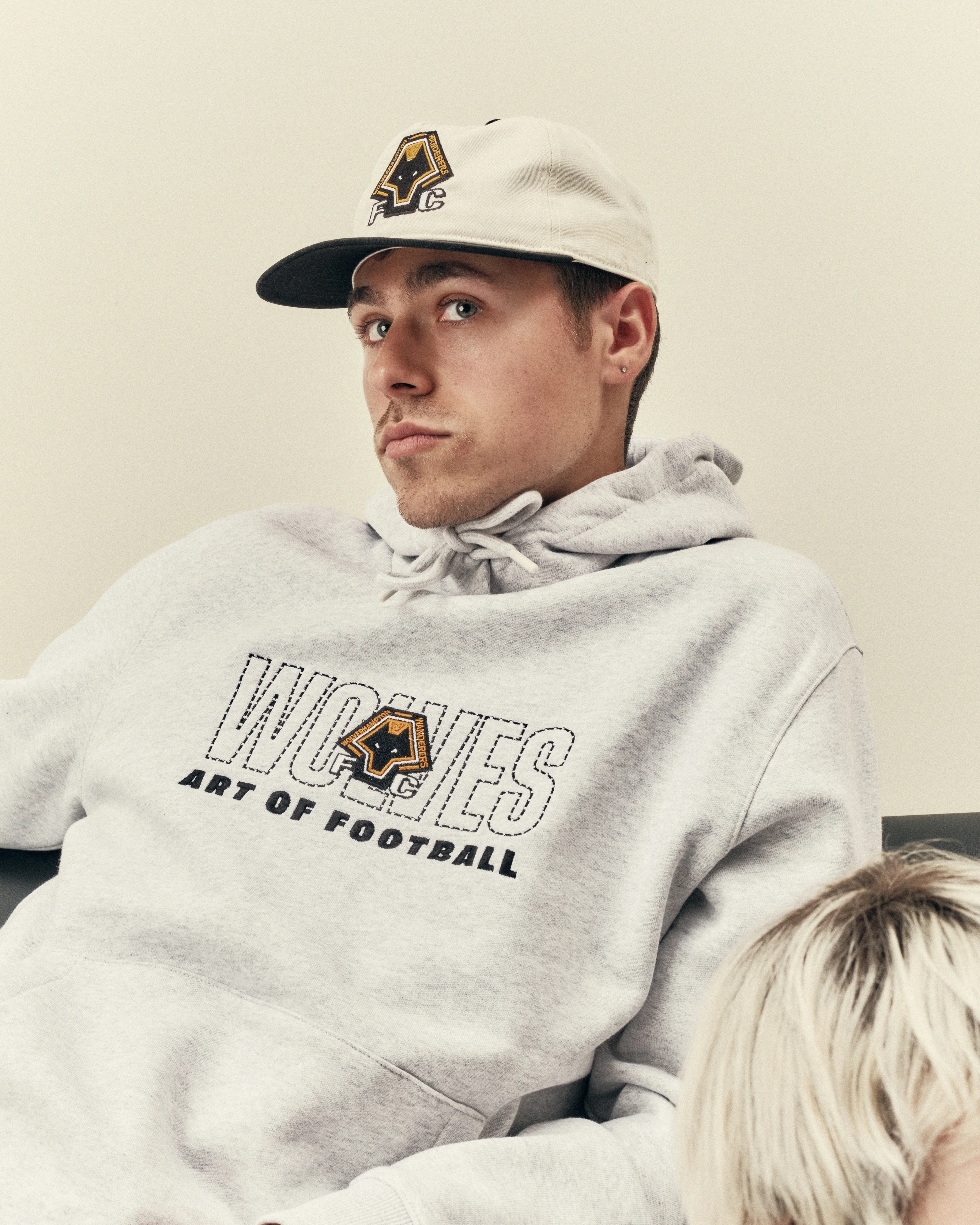 Wolves 90s Two Tone Snapback - Image 5