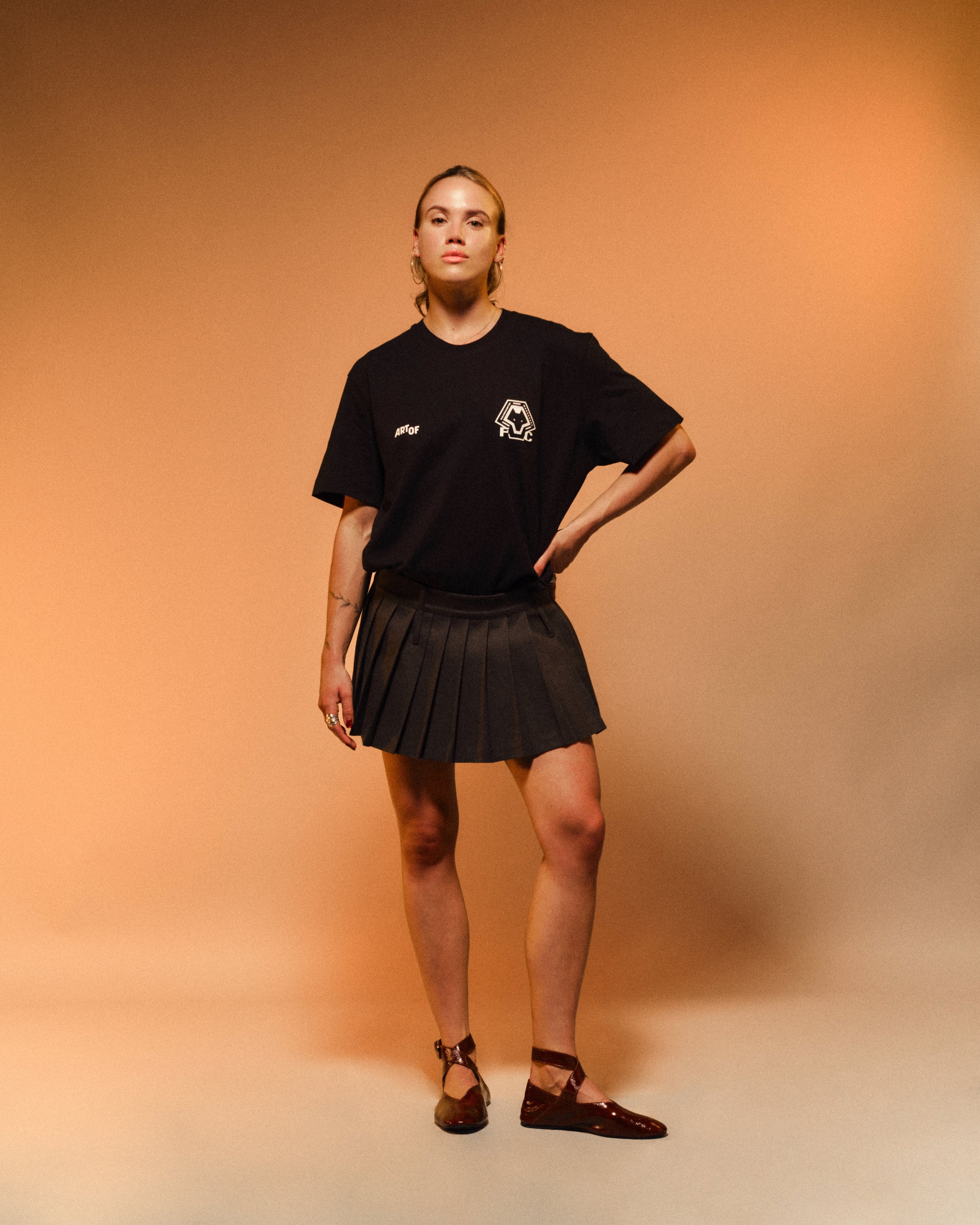 Wolves Heritage Black Tee - Image 4